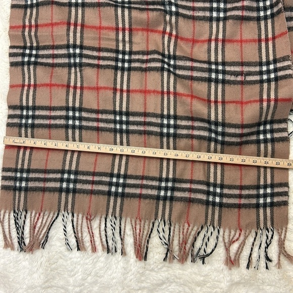 100% CASHMERE Tartan Plaid Fringe Winter Scarf Shawl by Royal Rossi 26”W x 72”L - Picture 4 of 5